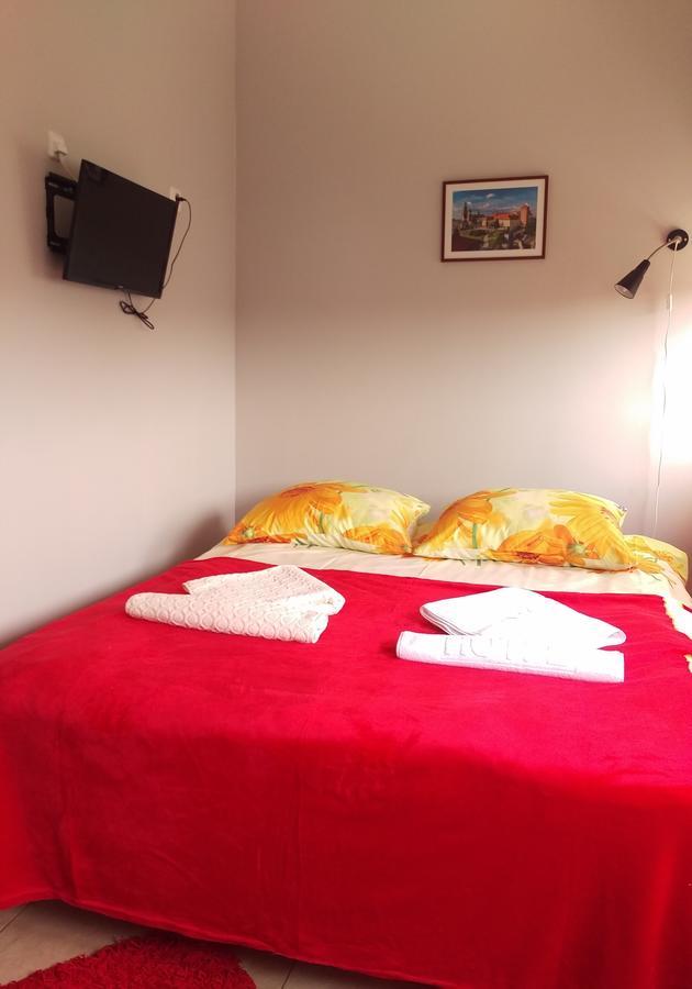 Hostel Bazar كراكوفيا المظهر الخارجي الصورة